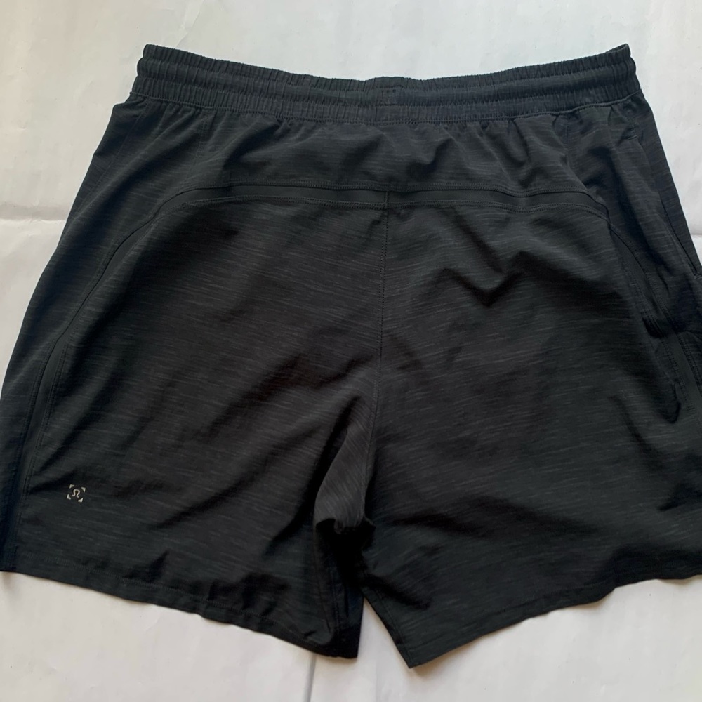 Lululemon Pacebreaker 7” Running Shorts - Heather Black